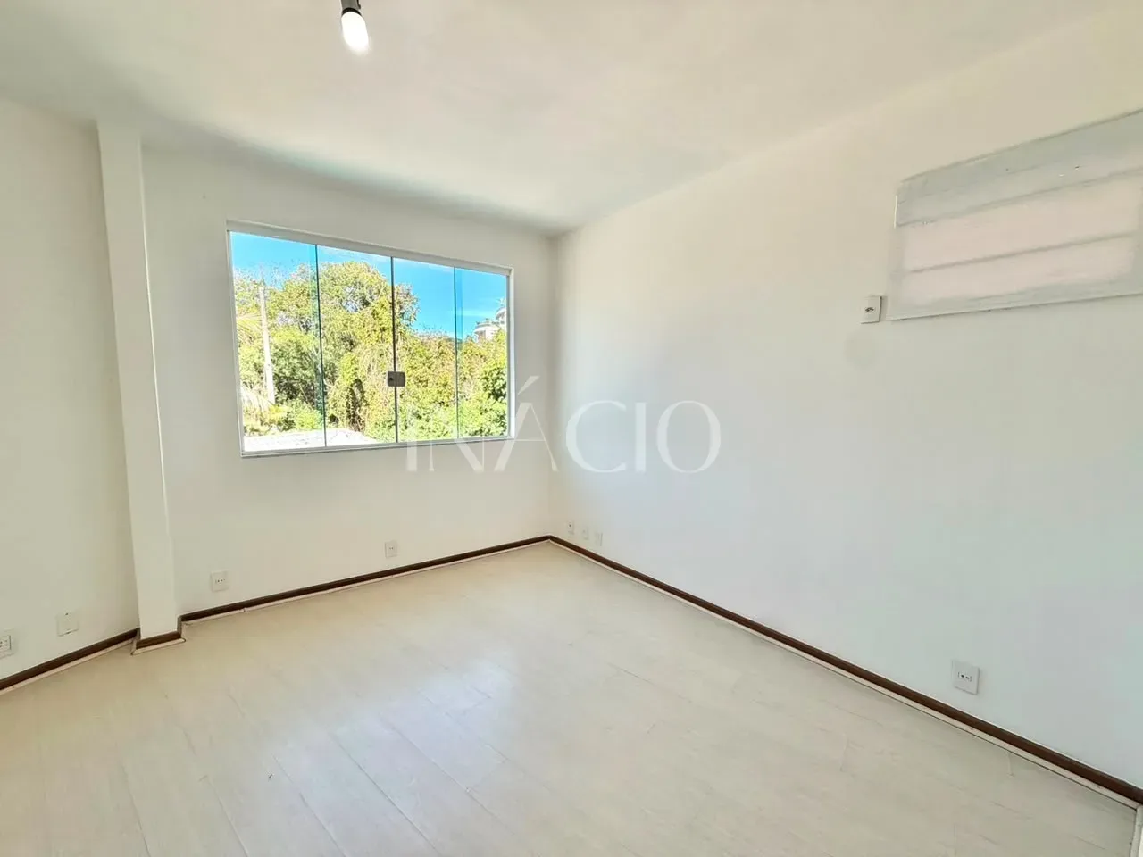 Casa duplex no térreo com 6 quartos e 3 suítes — photo 14