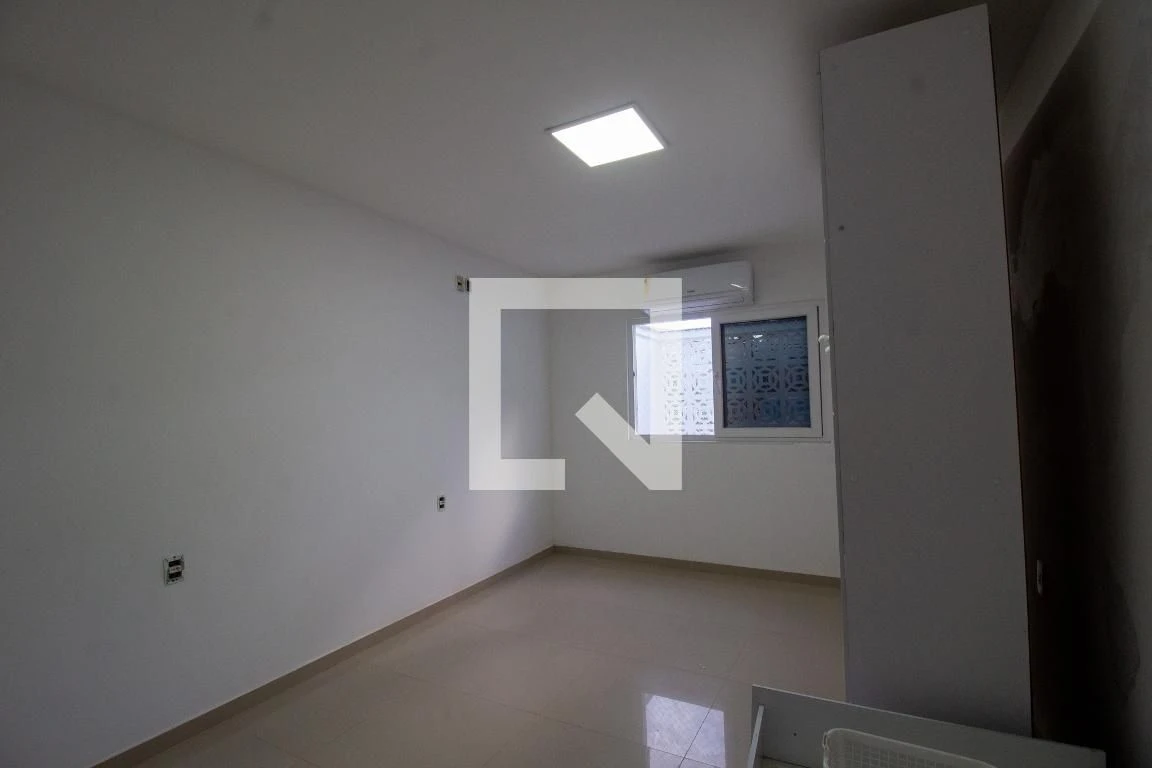 Дом 220 м² с грилем на балконе и собственным бассейном — photo 9