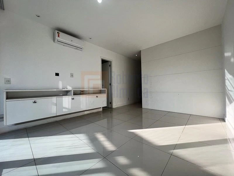 236 m² apartment with 4 en-suite bedrooms and gourmet balcony — photo 47