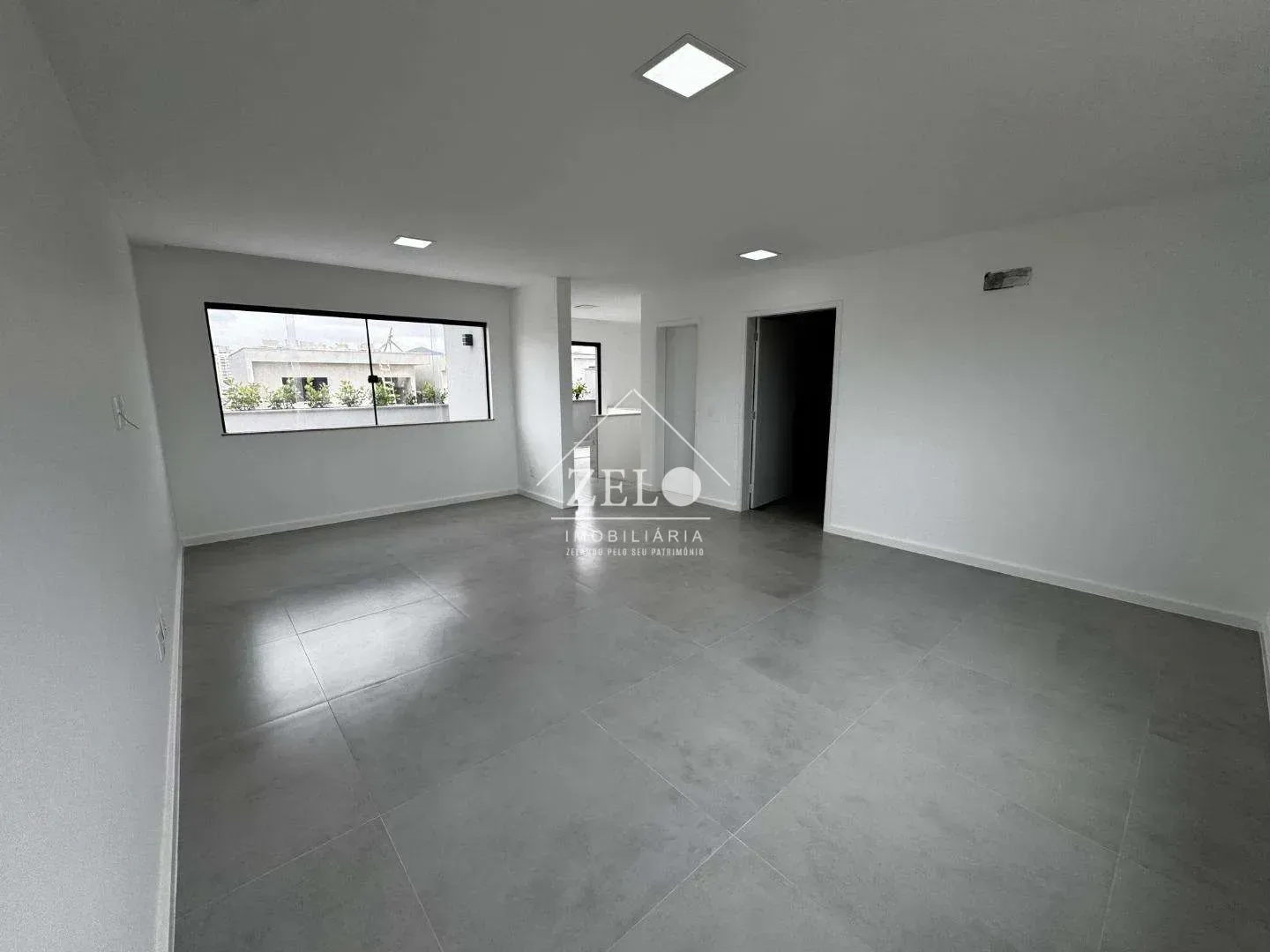 Casa com 4 quartos e 4 banheiros, cozinha integrada — photo 30