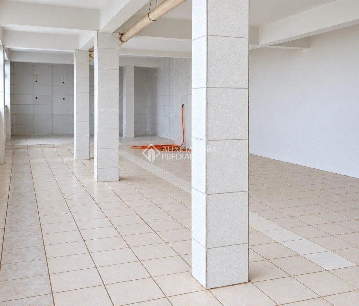 One-bedroom house, 400 m² — photo 21