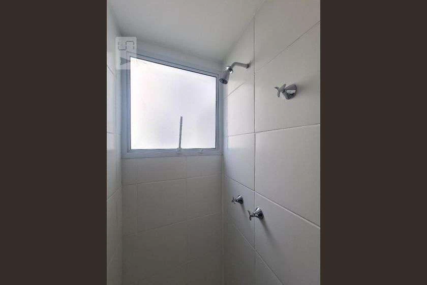 Apartamento de 2 quartos com cozinha separada e 40 m² — photo 28