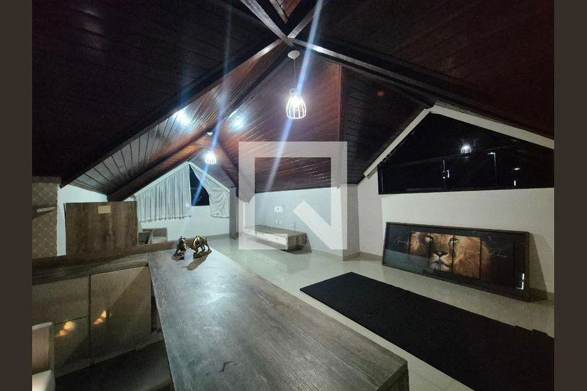 Будинок із 3 спальнями та робочим місцем — photo 28