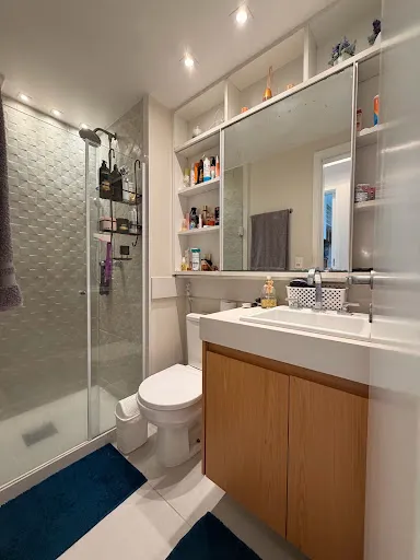 3-bedroom apartment with a glass-enclosed balcony