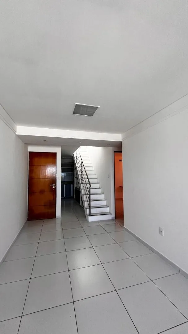 3-bedroom apartment with a home office — photo 19
