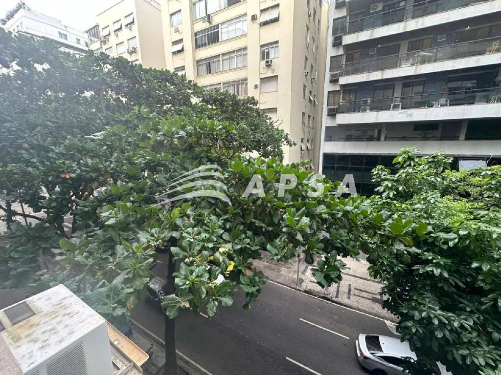 Furnished 200 m² apartment with 3 bedrooms — photo 29
