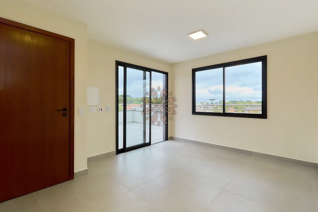 House with 3 bedrooms and 230 m² plus shared BBQ area — photo 9