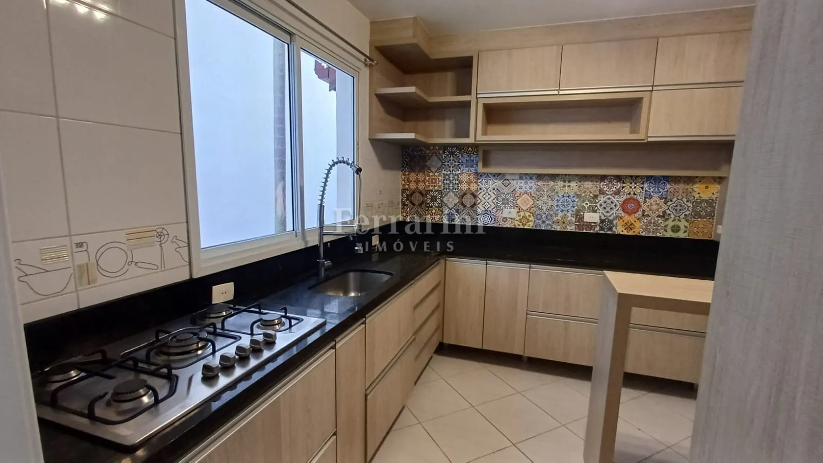 Rental house with 3 bedrooms and 4 bathrooms — photo 19