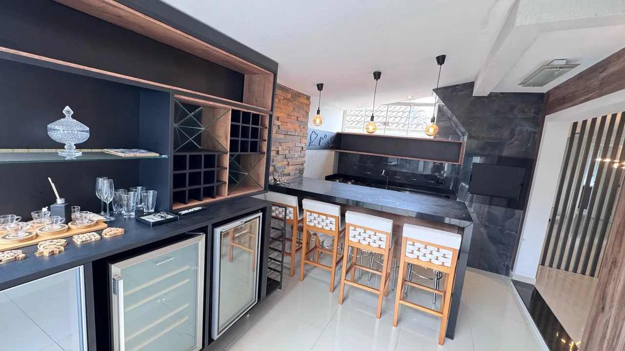 Washing machine in a 3-bedroom house, 190 m² — photo 9