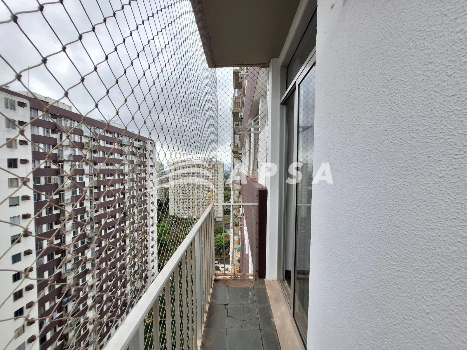 Unfurnished 57 m² apartment with 2 bedrooms and a balcony — photo 12