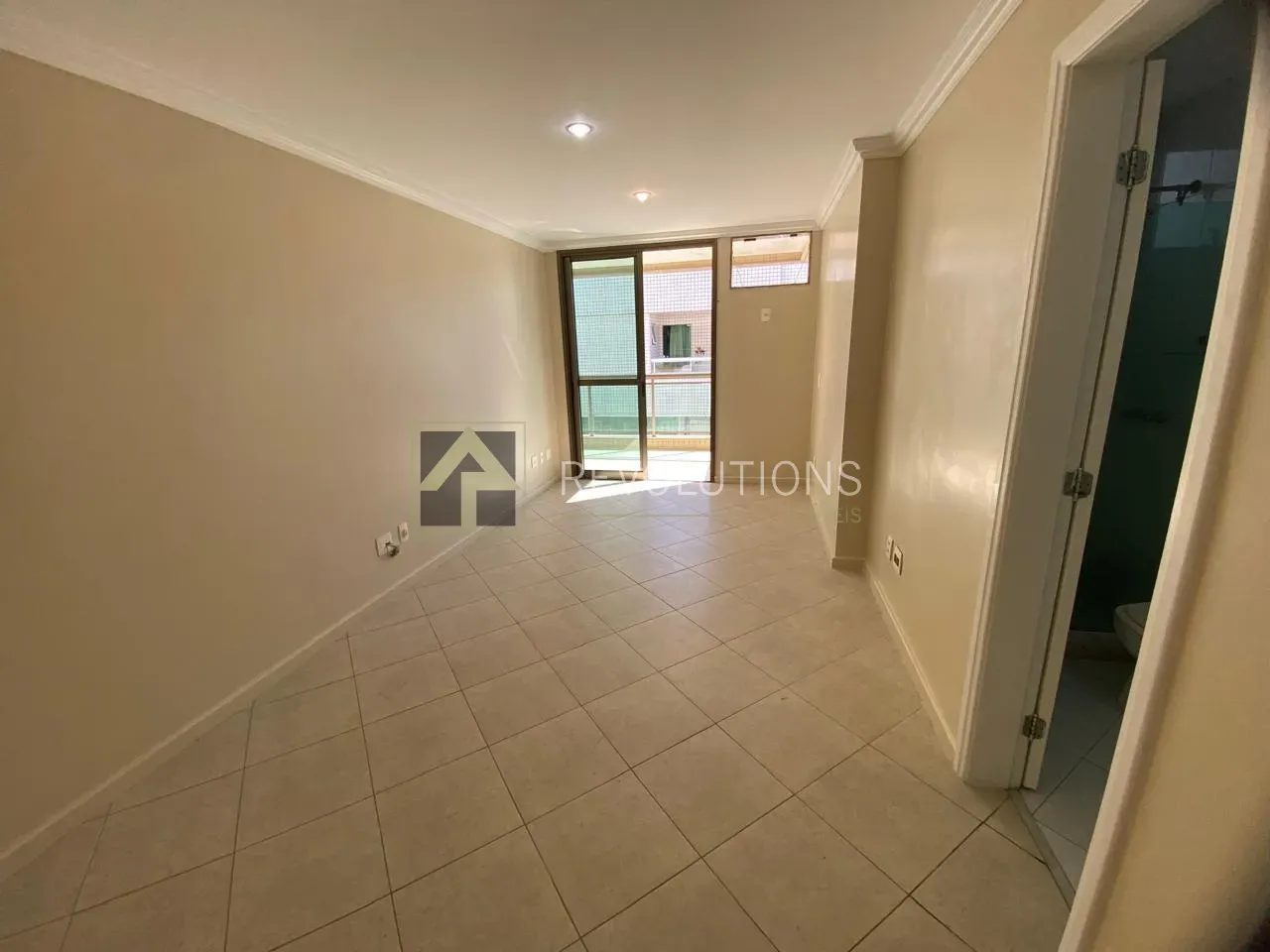 Apartamento de 3 quartos e 5 banheiros com varanda — photo 18