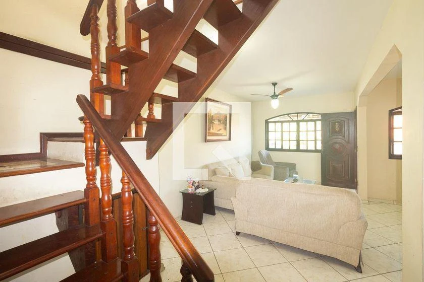 5-bedroom house with a mountain view in Rio de Janeiro — photo 36