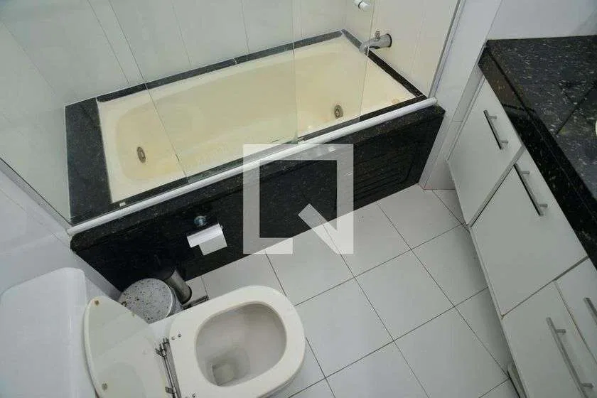 Мебльована квартира 58 м² з 1 спальнею та 1 паркомісцем — photo 23
