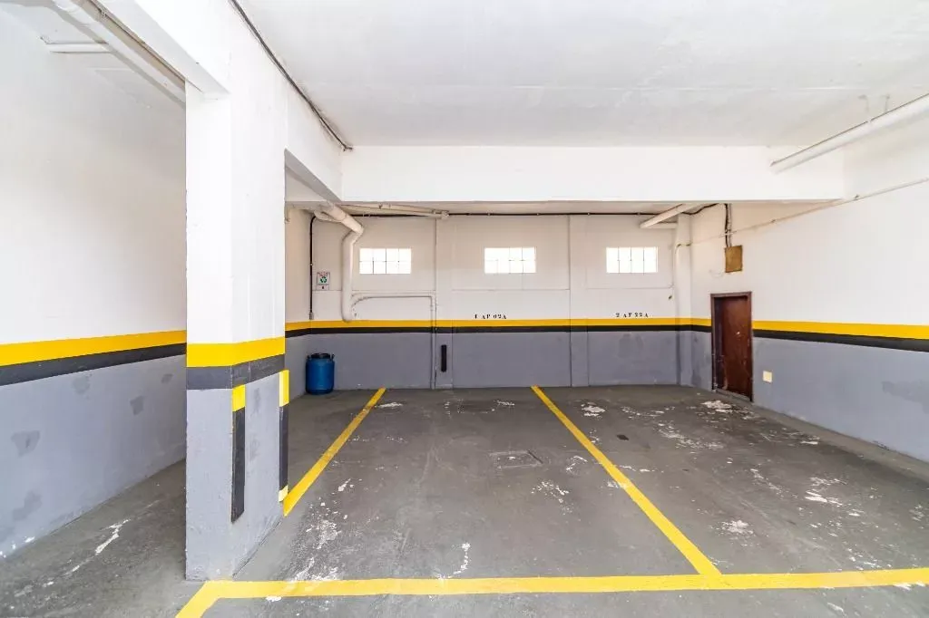 95 m² apartment with 2 bedrooms and 2 bathrooms — photo 34