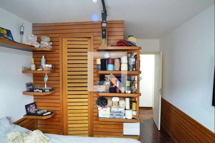 3-bedroom apartment with a home office — photo 30