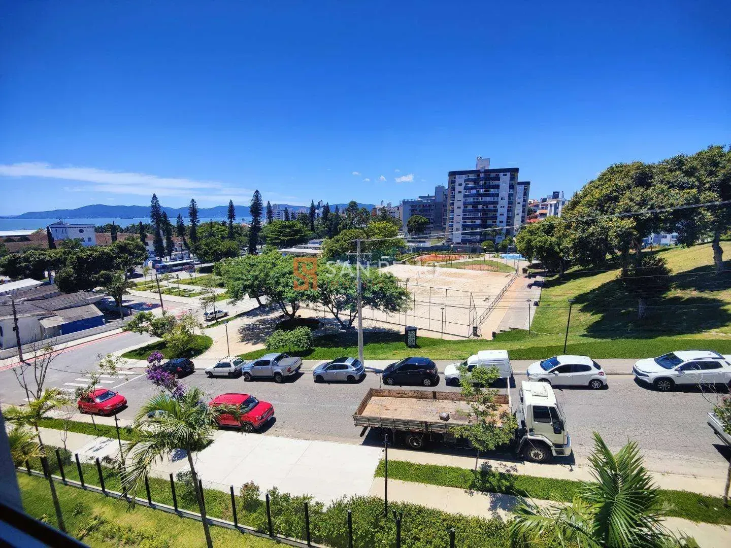 Apartamento de 3 habitaciones con 3 suites y 171 m² — photo 39