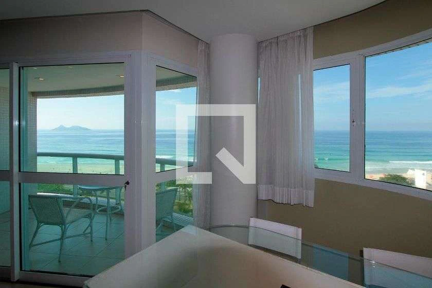 Furnished 120 m² apartment with 2 en-suite bedrooms — photo 9