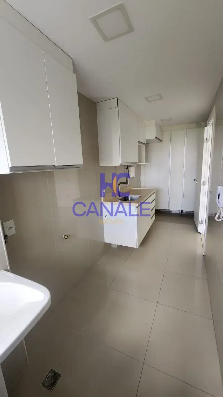 Apartamento para locação com 2 quartos e varanda — photo 2