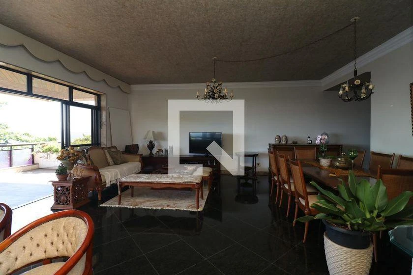 4-bedroom apartment with 350 m² and 4 parking spots