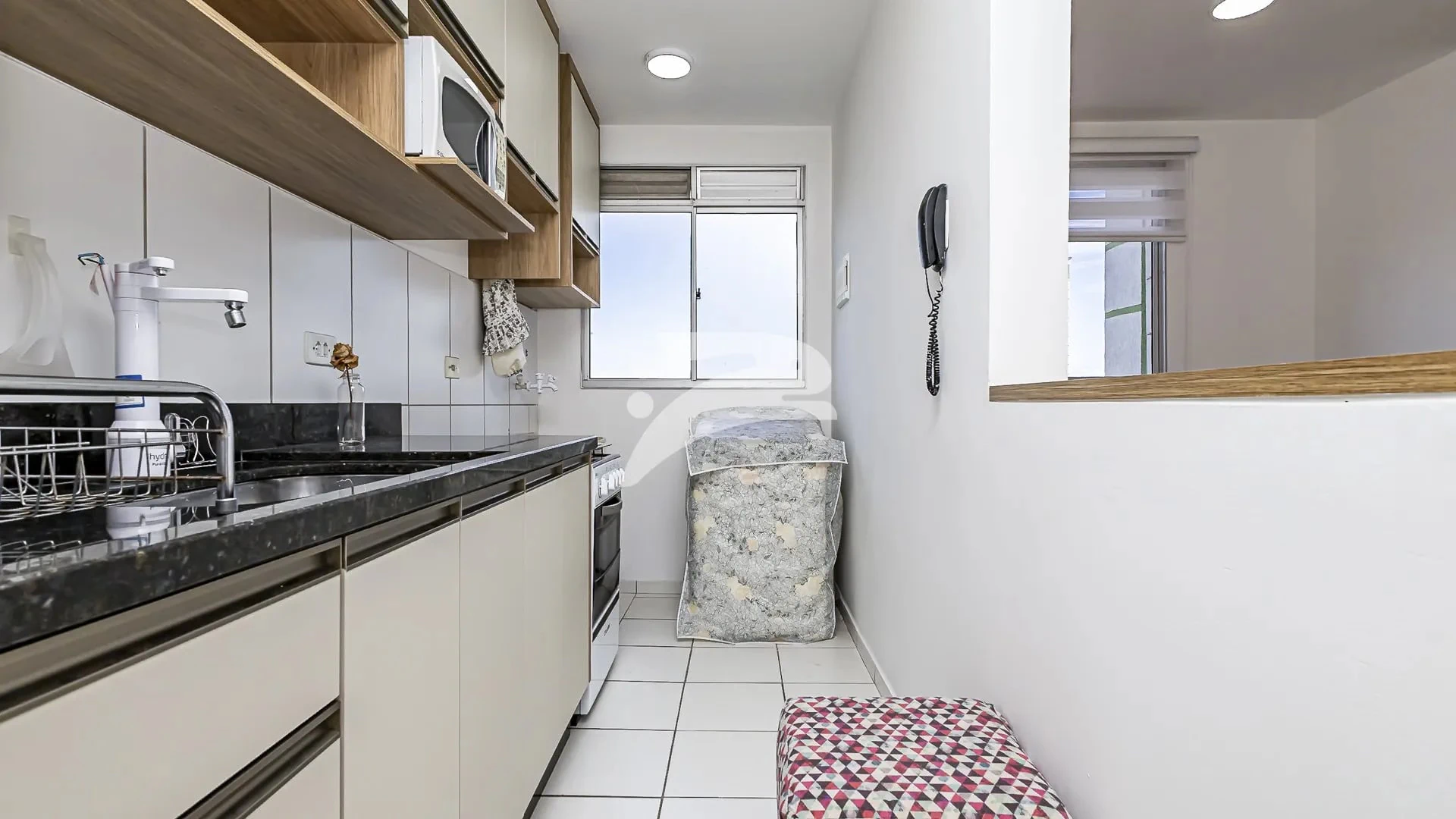 2-bedroom apartment with a washing machine in Curitiba — photo 2