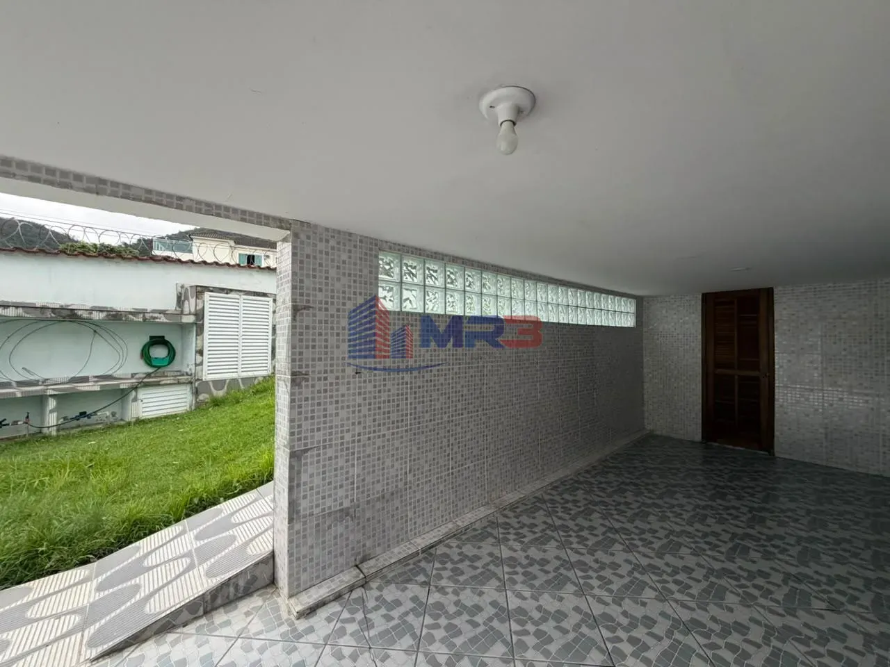 Apartamento de 3 habitaciones con 1 suite, 114 m² y balcón — photo 17