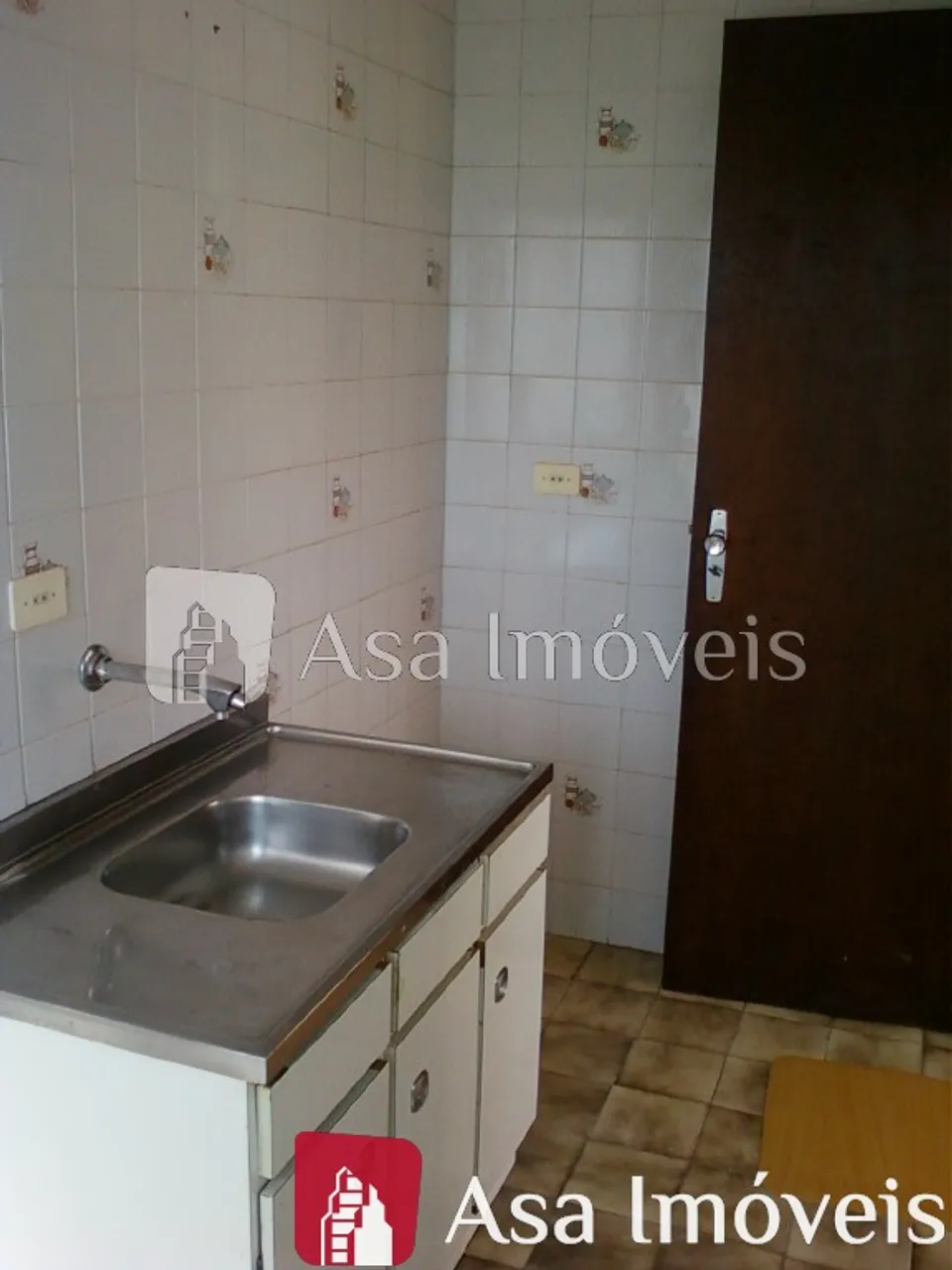 Apartamento de 1 dormitório com cozinha fechada e 42 m² — photo 3