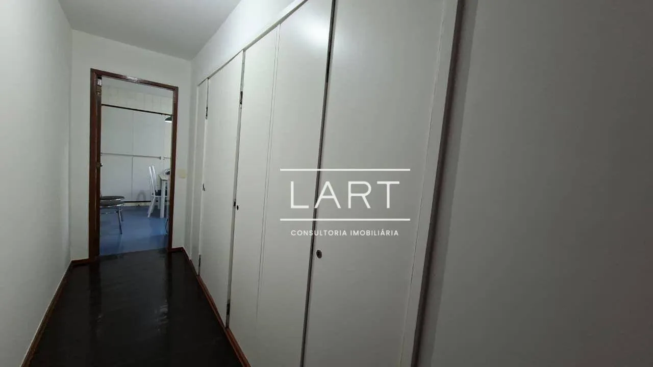 Rental apartment with 4 bedrooms and 280 m² — photo 27