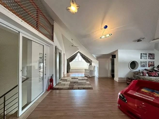Casa mobiliada com 6 suítes e cozinha independente de 710 m² — photo 22