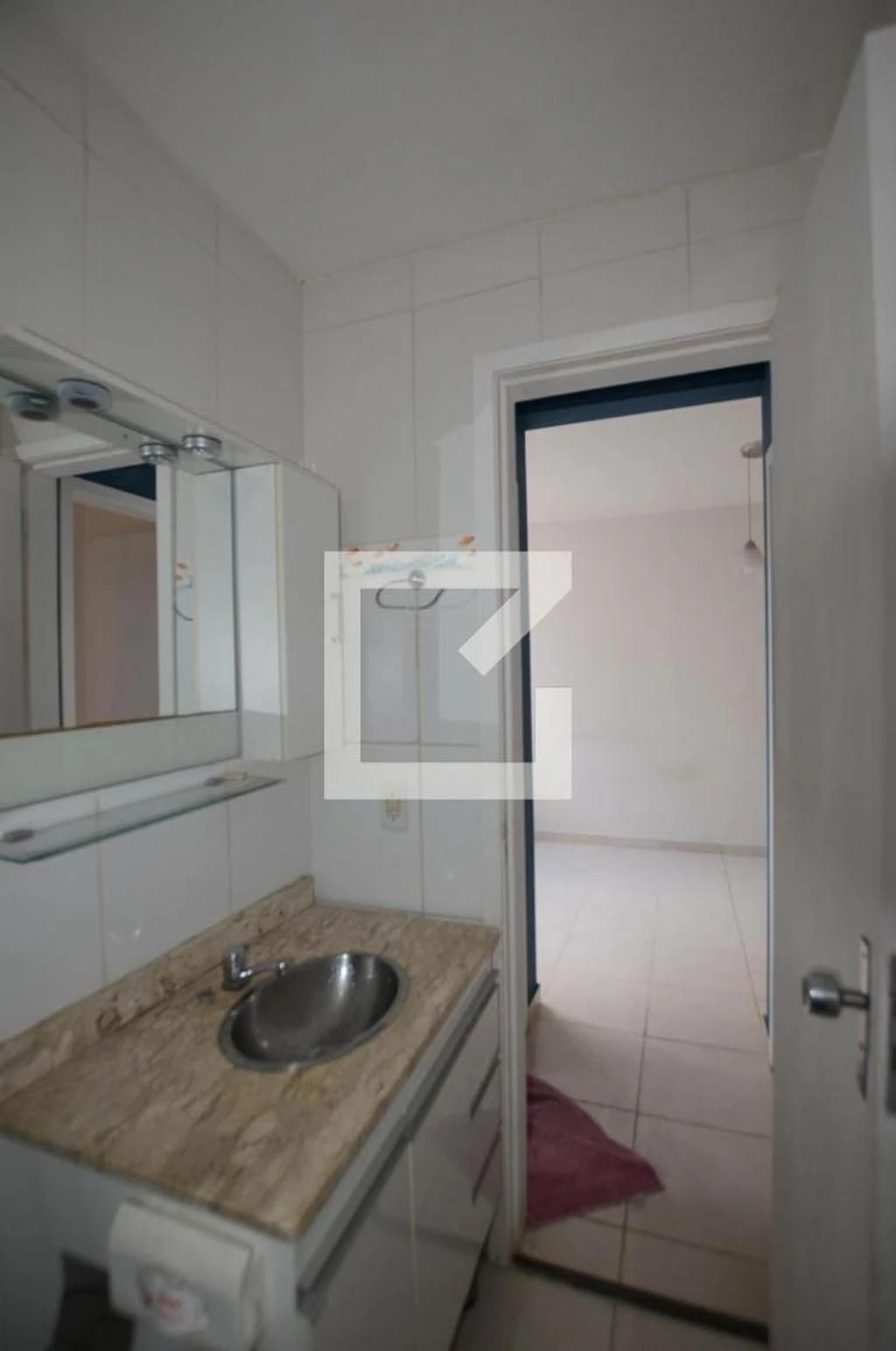 Apartamento de 2 quartos em condomínio com piscina — photo 32