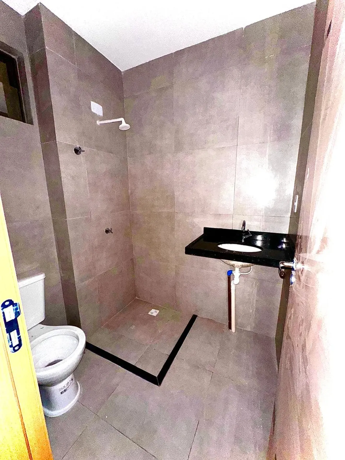 2-bedroom apartment with en-suite and 2 bathrooms — photo 29