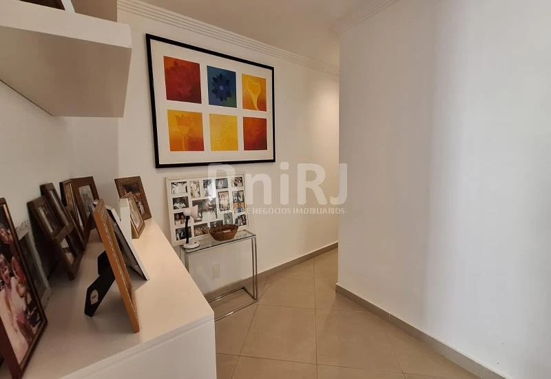 Furnished apartment 267 m² with 3 bedrooms and views — photo 28