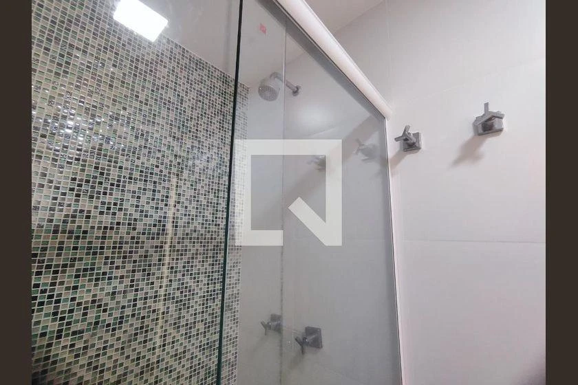 Rental apartment with 4 bedrooms, 360 m² and a balcony — photo 35