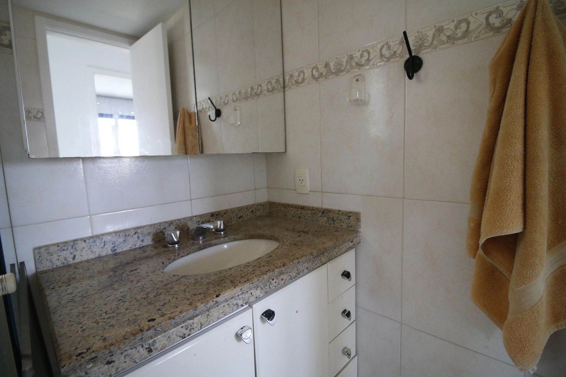 Apartamento mobiliado com 3 quartos e varanda — photo 17