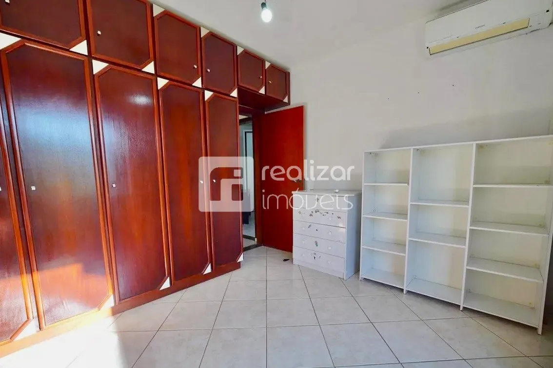 Apartamento de 3 dormitorios con balcón y 100 m² — photo 9