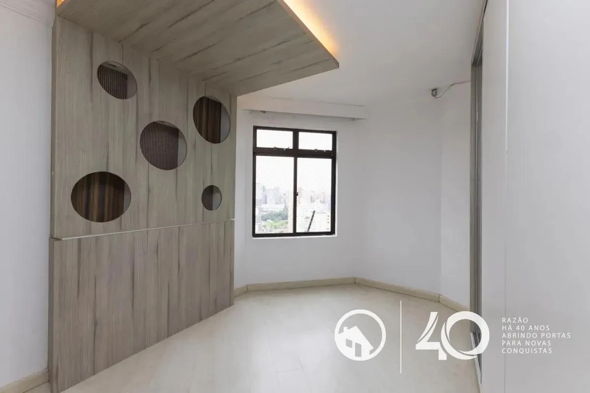 Apartment, 148 m², with a glass-enclosed balcony — photo 8