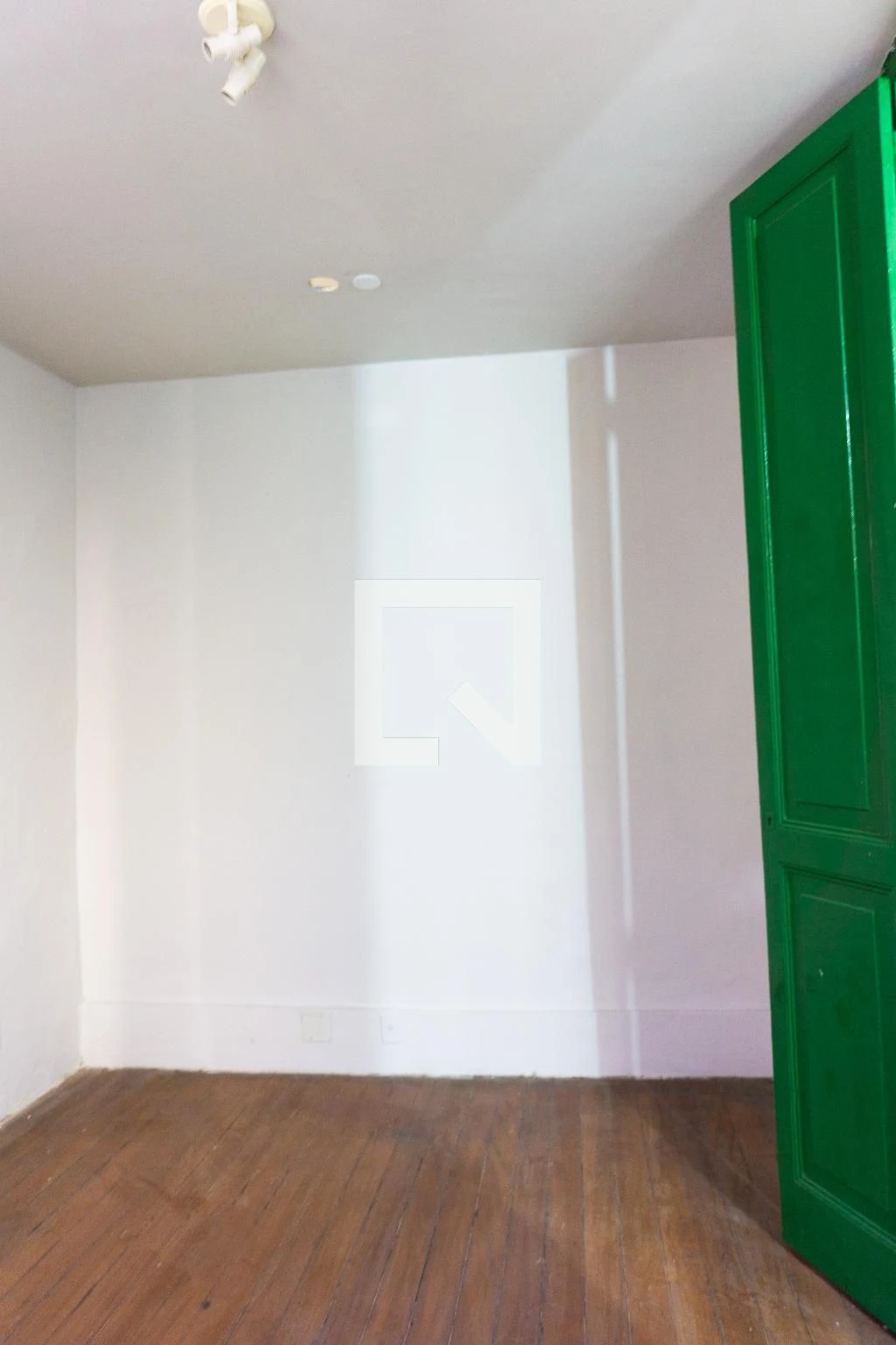 Rental house with 5 bedrooms and a closed kitchen room — photo 72