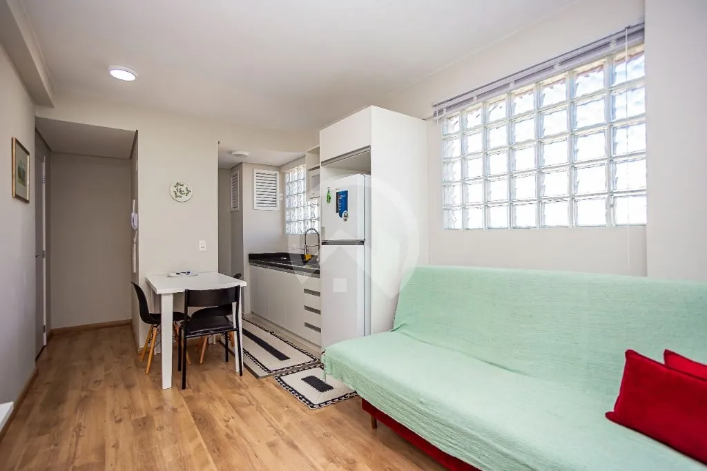 Furnished 1-bedroom apartment with fitted kitchen cabinets — photo 2