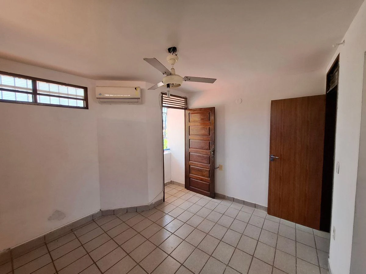 Будинок: 3 спальні, усі з власною ванною кімнатою, 110 м² — photo 7