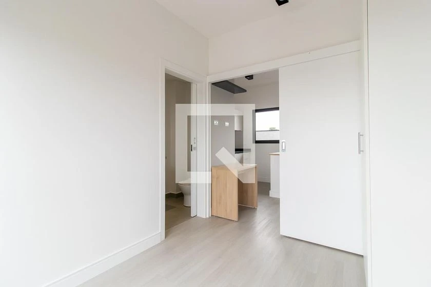 Studio kitnet rental with 1 bedroom and 1 bathroom — photo 9