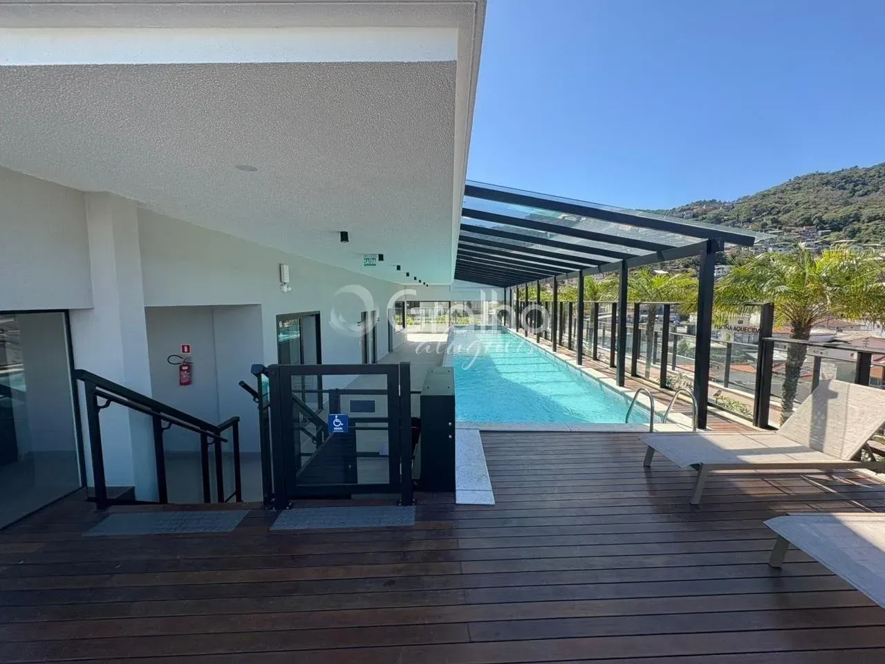 Furnished 2-bedroom 2-bath apartment with 71 m² and 1 parking — photo 22