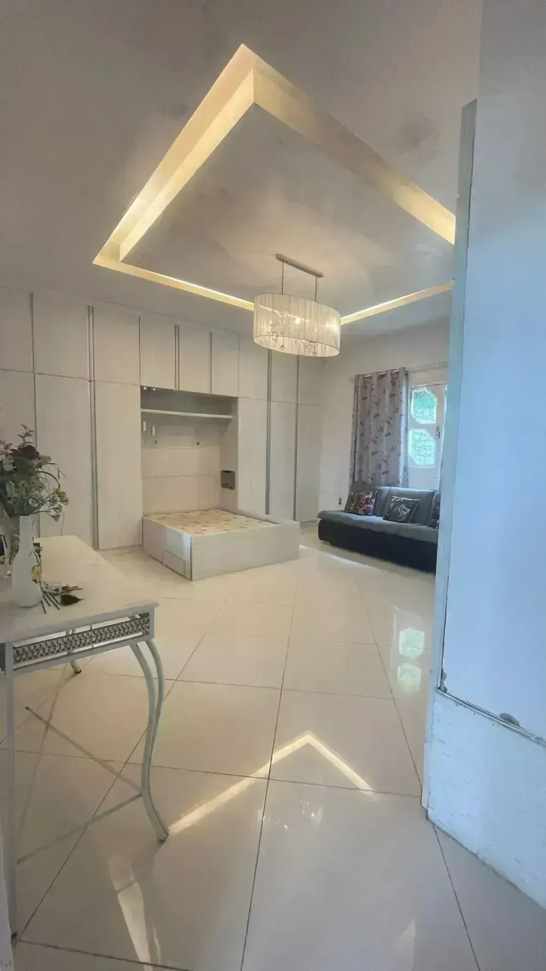 Furnished house with 5 en-suite bedrooms and 10 baths — photo 12