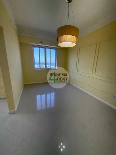 Apartment with 3 bedrooms and enclosed balcony — photo 16