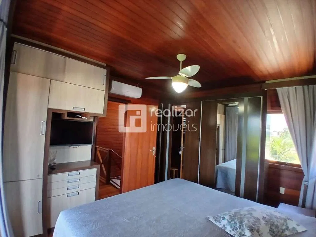 Casa sin amueblar con 3 dormitorios y balcón — photo 13