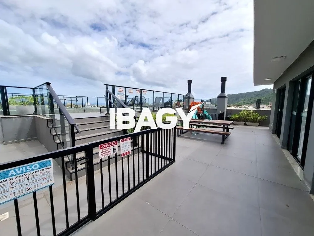 2-bedroom apartment with a private BBQ in Florianópolis — photo 32