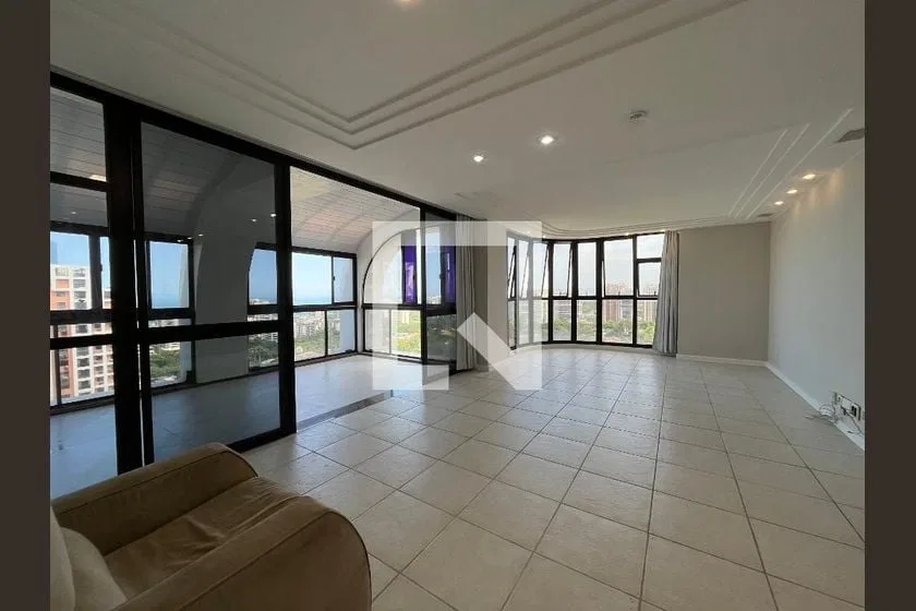 Apartment, 198 m², with a water view