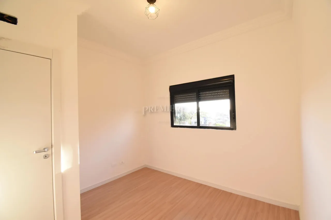 House with 3 bedrooms and a private garden — photo 13