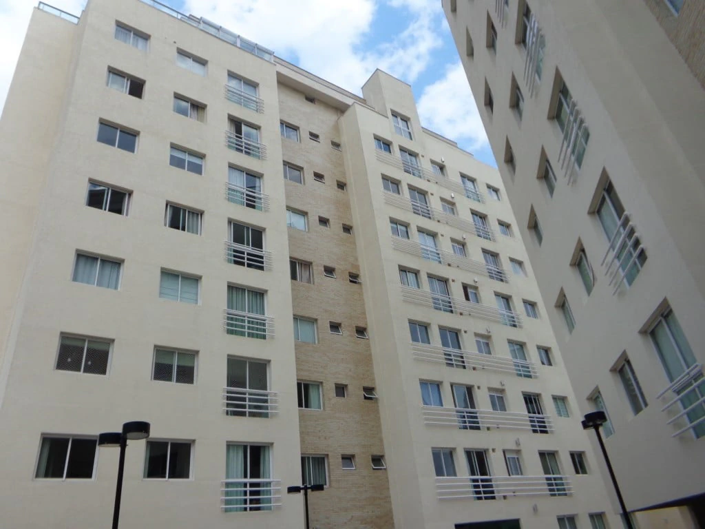 2-bedroom apartment with wood or laminate floors in Curitiba — photo 14