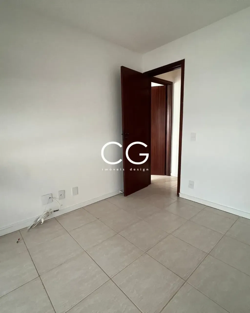 Apartment with 2 bedrooms and enclosed balcony — photo 15