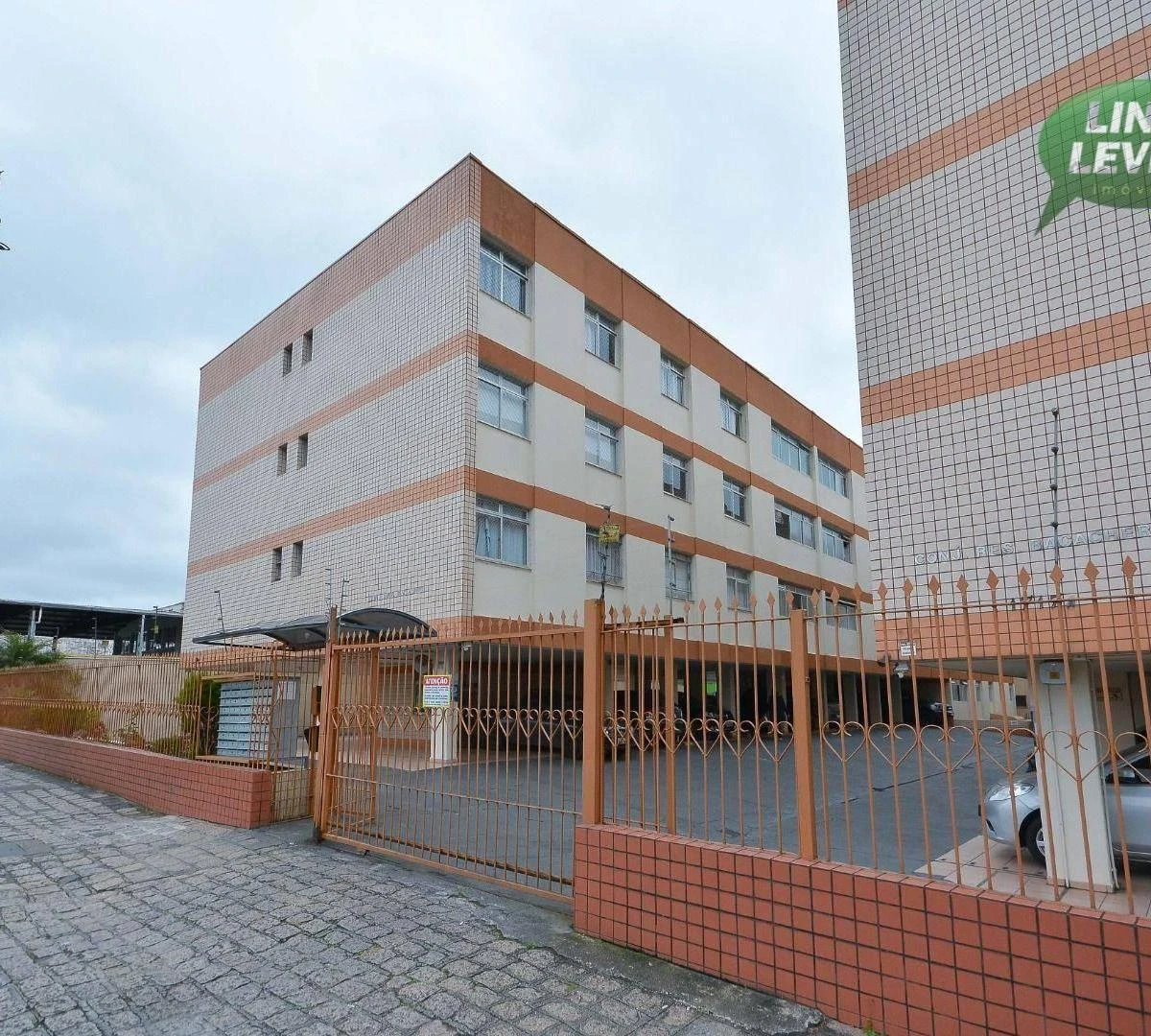 Apartamento de 3 quartos com máquina de lavar, Bacacheri — photo 30