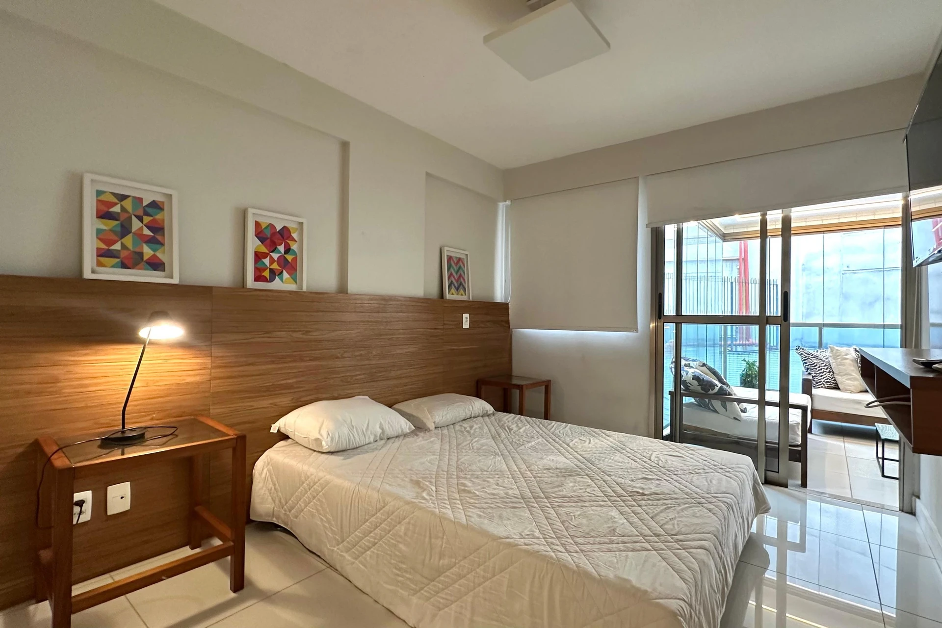 Apartamento mobiliado, 101 m², com janelas do piso ao teto — photo 3